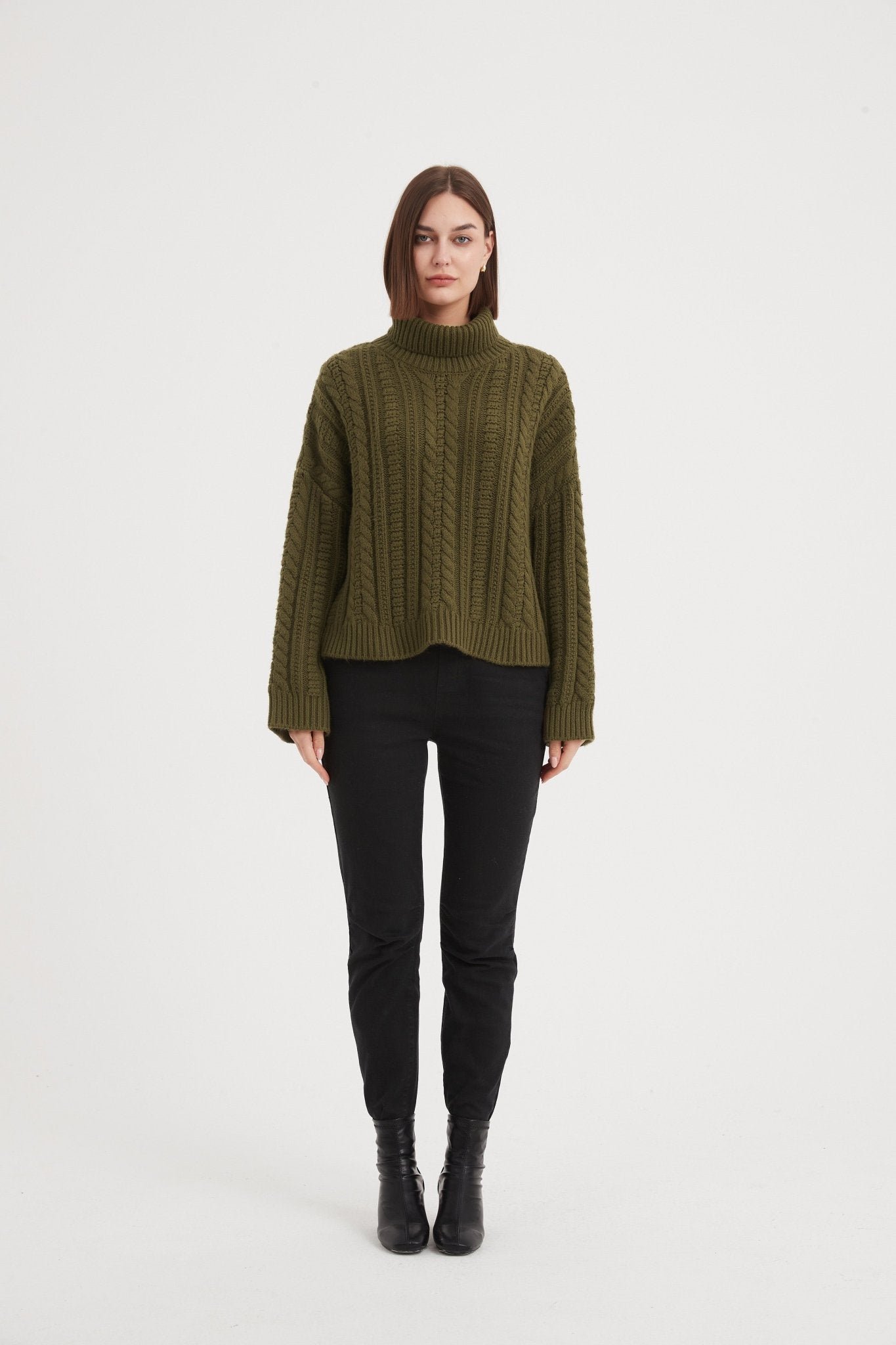 Tirelli Chunky Cable Oversized Knit - Image 6